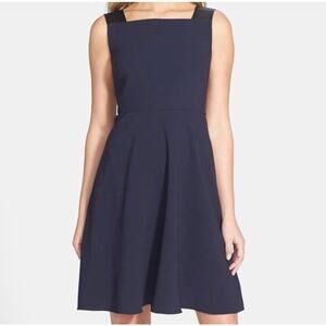 Elie Tahari Shira fit & flare dress women’s size 6 navy blue lamb leather strap